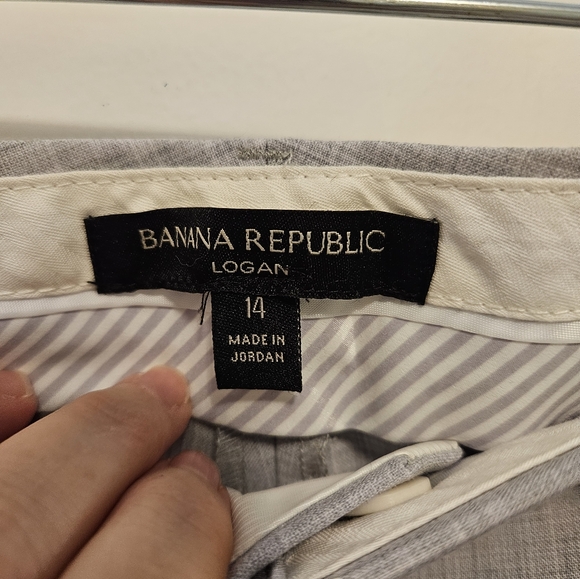 Banana Republic light grey Logan pants - Picture 3 of 8